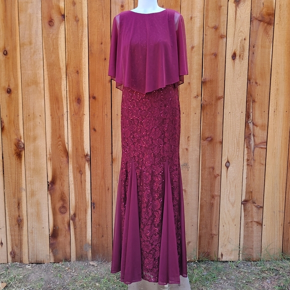 Onyx Nite Burgandy Stretch Lace Gown Size 4 - Picture 1 of 9